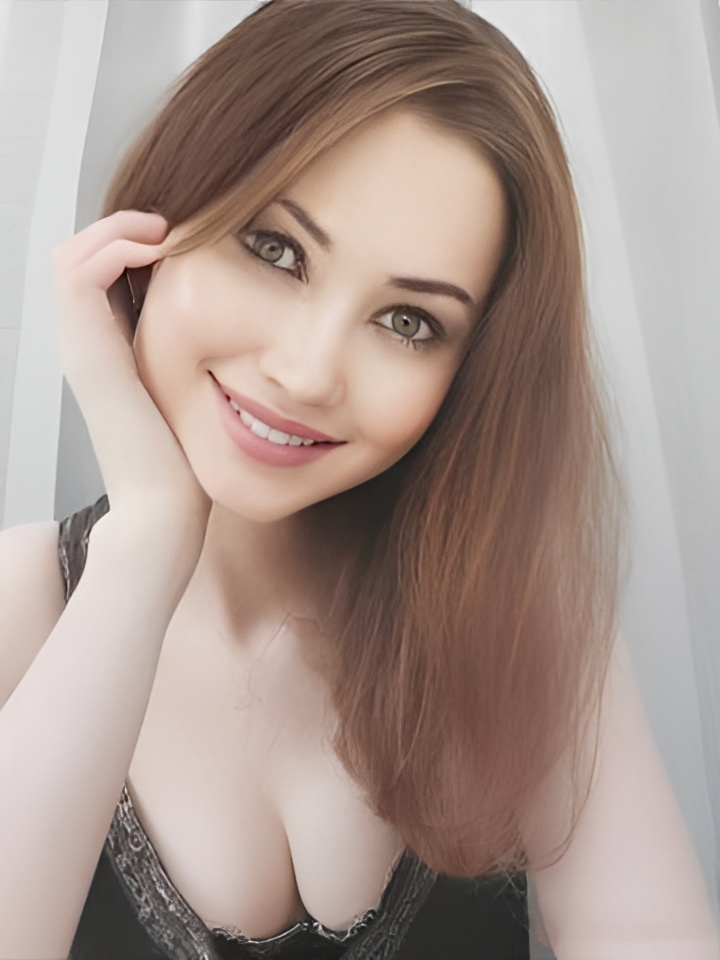 Каролина привлекальеная девушка из Крестовки цена от 2000 руб