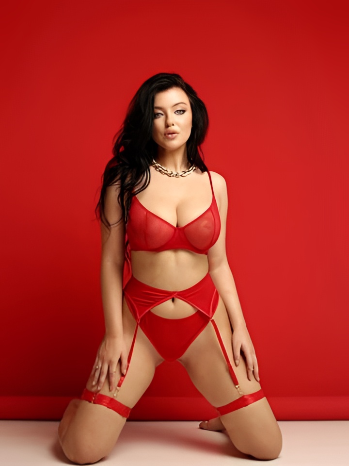 Индивидуалка Роза, доступна для личного знакомства от 2000 руб